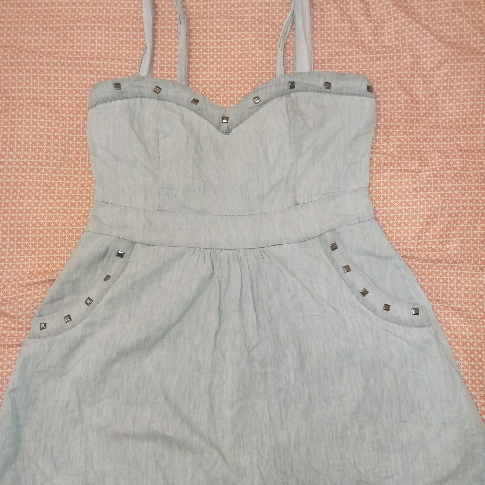 Cute short dress 👗